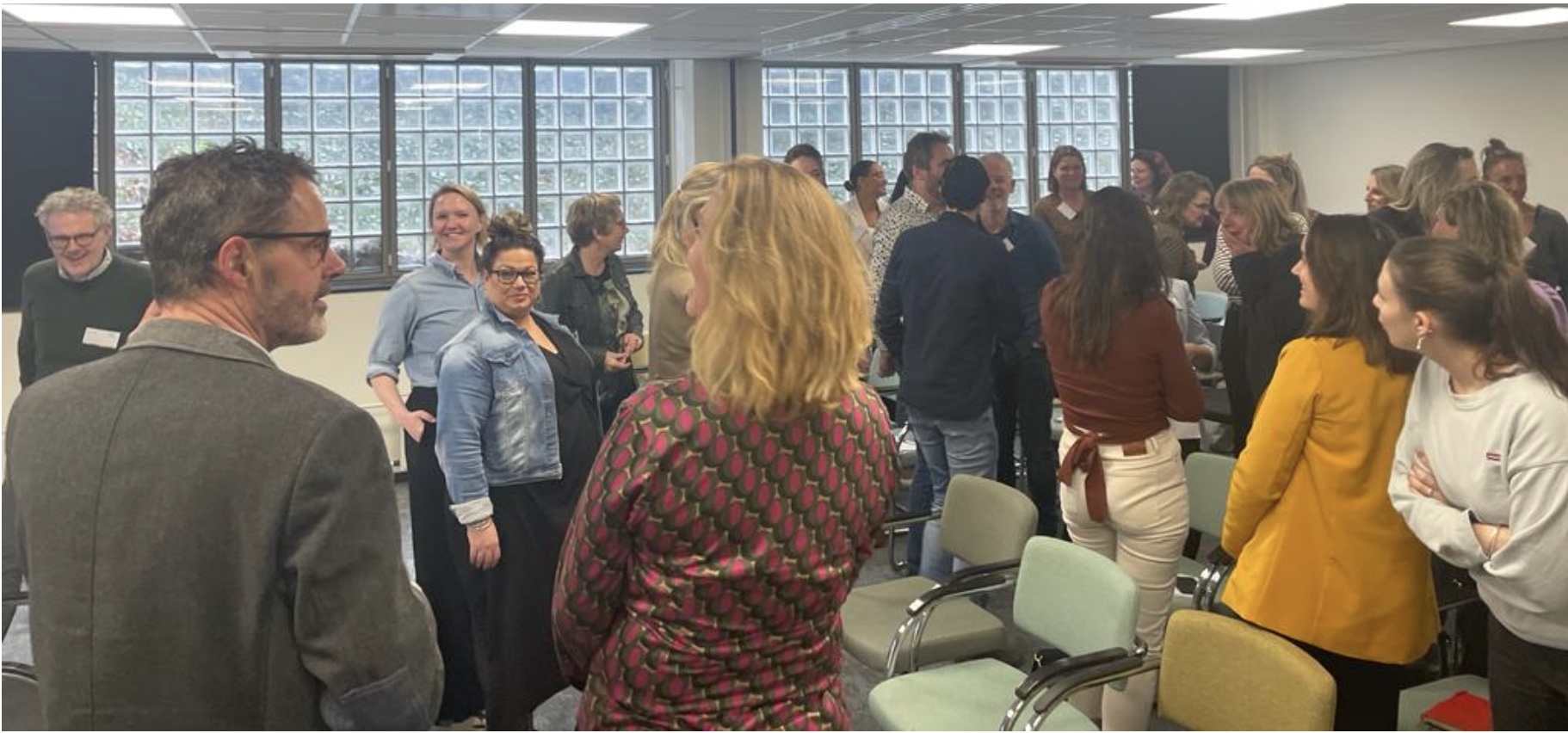 Presentatie MBO Raad over merken, fusie en scholen communicatie groep aan de slag